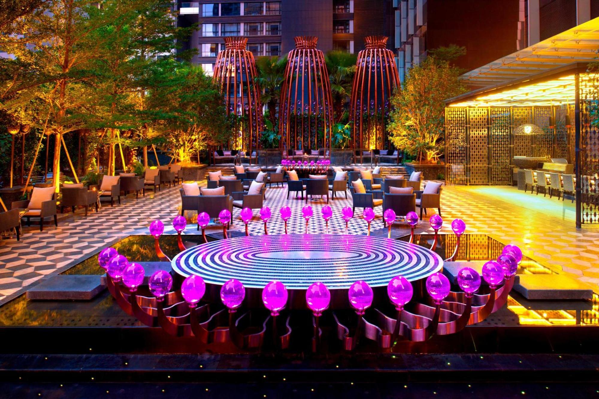 W Guangzhou Hotel Eksteriør billede
